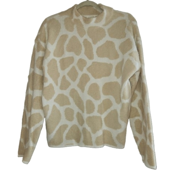 Caslon Sweaters - Caslon Tan & Cream Giraffe Print Sweater Size M Super Soft Mock Neck Long Sleeve